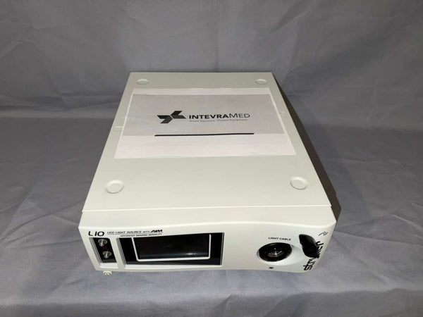 Stryker 1588 AIM Camera with coupler and L10 LED Light Source