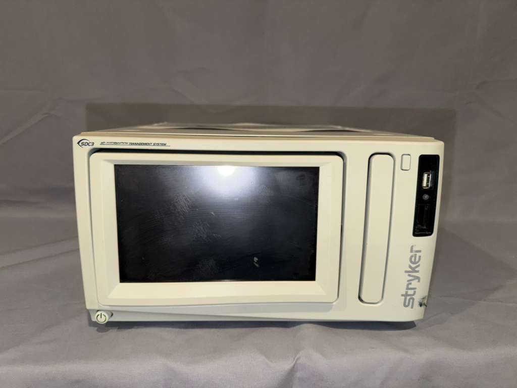 Stryker 1588 AIM Camera System - L10 Light Source, 26