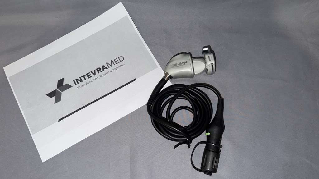 Stryker 1588 AIM Camera with coupler and L10 LED Light Source