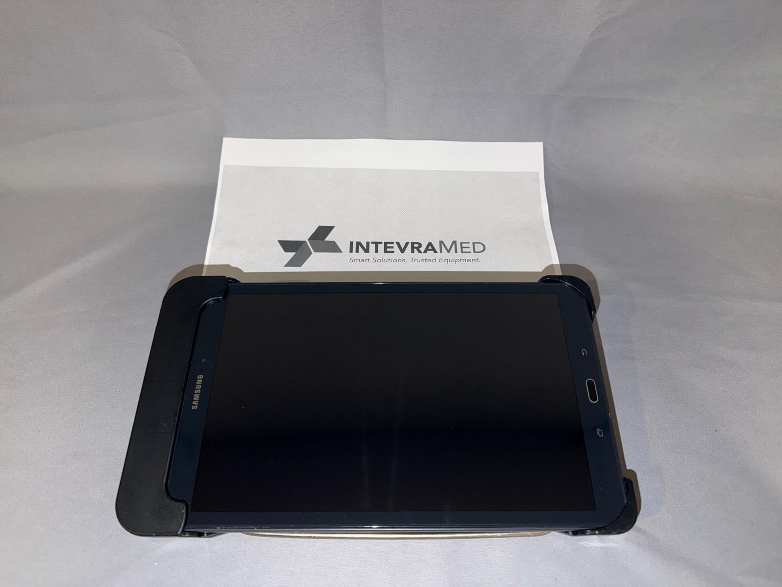 Arthrex Synergy UHD4 Camera System with Tablet and Fiber Optic Cable